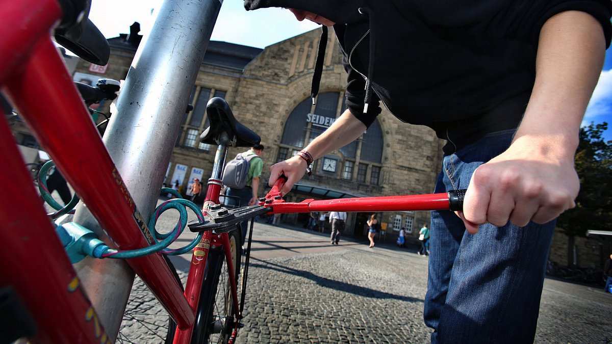 Funf Ziffern Gegen Fahrraddiebstahl Nachrichten Aus Ostwestfalen Lippe Lz De