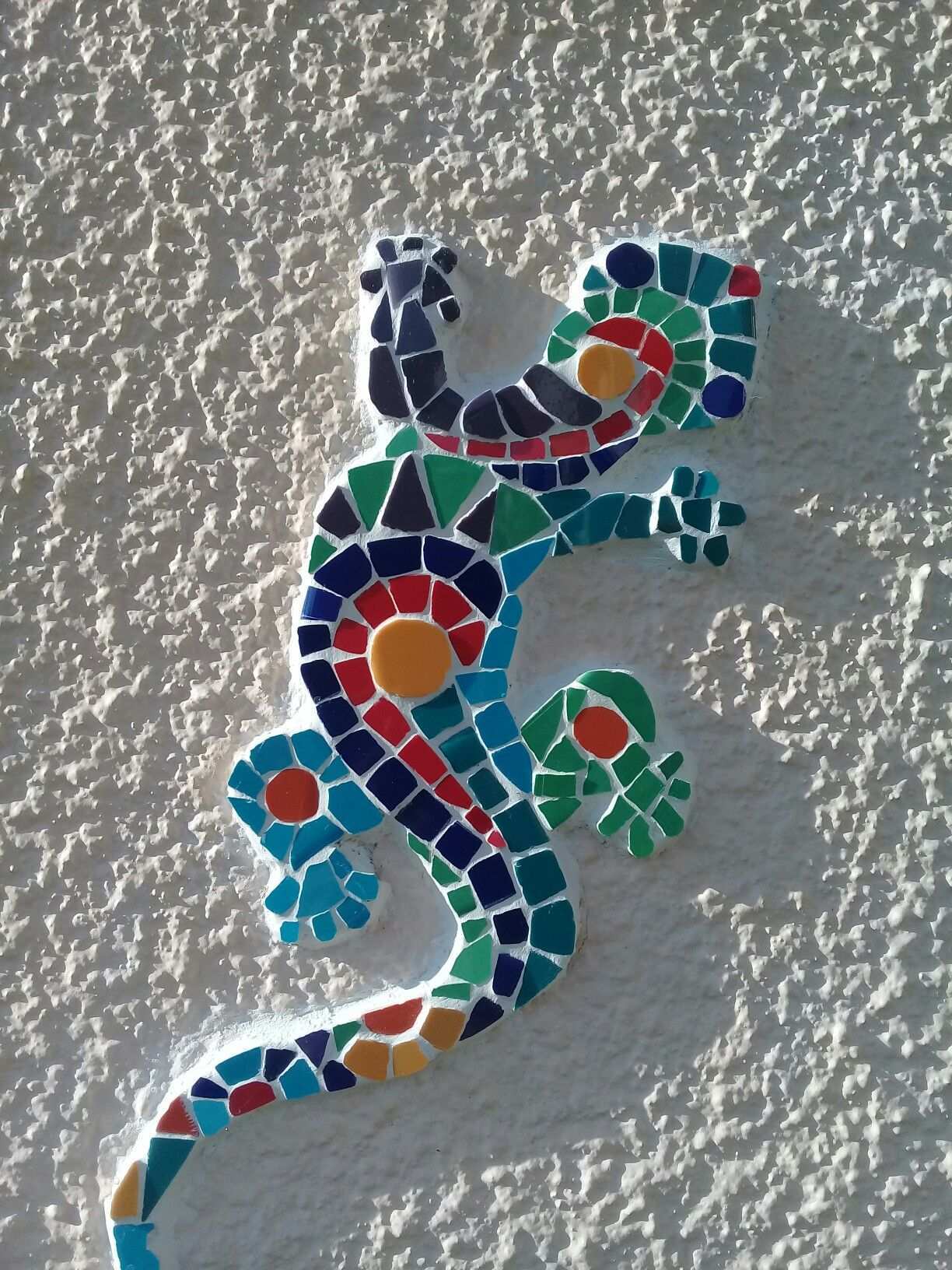 Pin De Simone Wassermann Em Mosaiquismo Arte Em Mosaico Artesanato Em Mosaico Vasos De Flores Em Mosaico