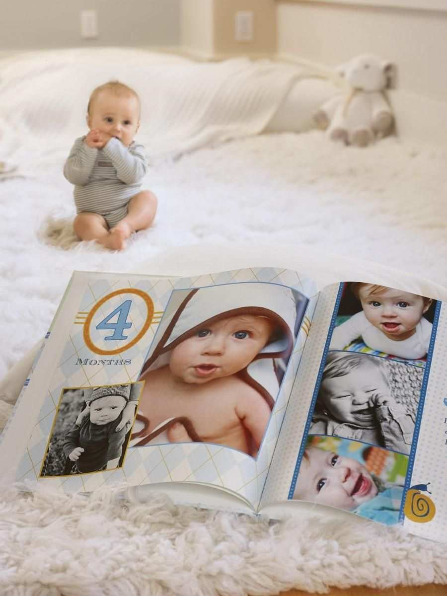 Capture The Memories Of Baby S First Year With A Month By Month Baby Photo Book Shutterfly Baby Fotobuch Baby Kinderfotos Und Babyfotos