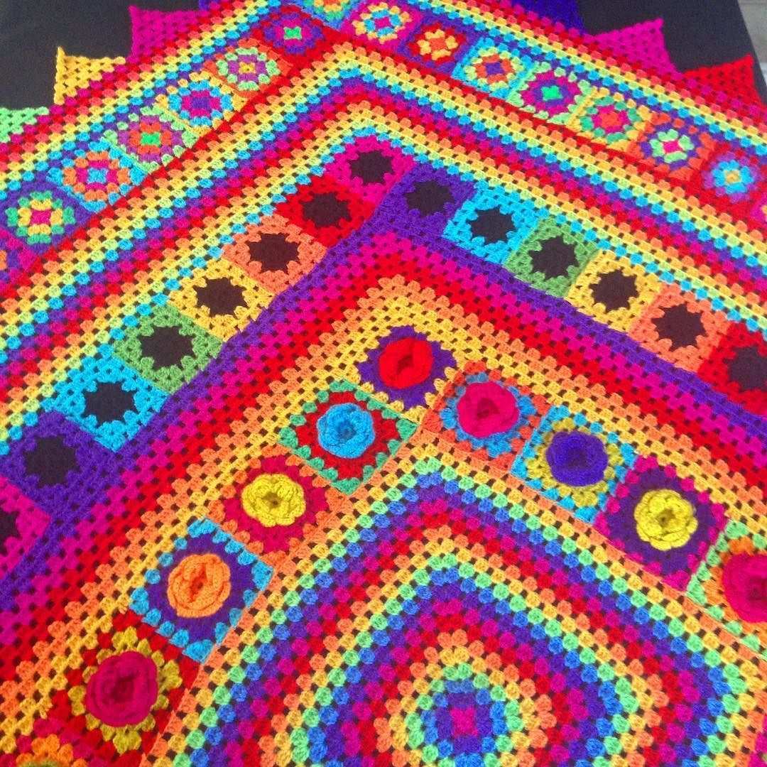 Sunorgu On Instagram Crochet Petekorgu Dubai Istanbul Turkiye Colorfull Crochetlove Crochetblanket Babyblan Crochet Blanket Blanket Instagram Posts