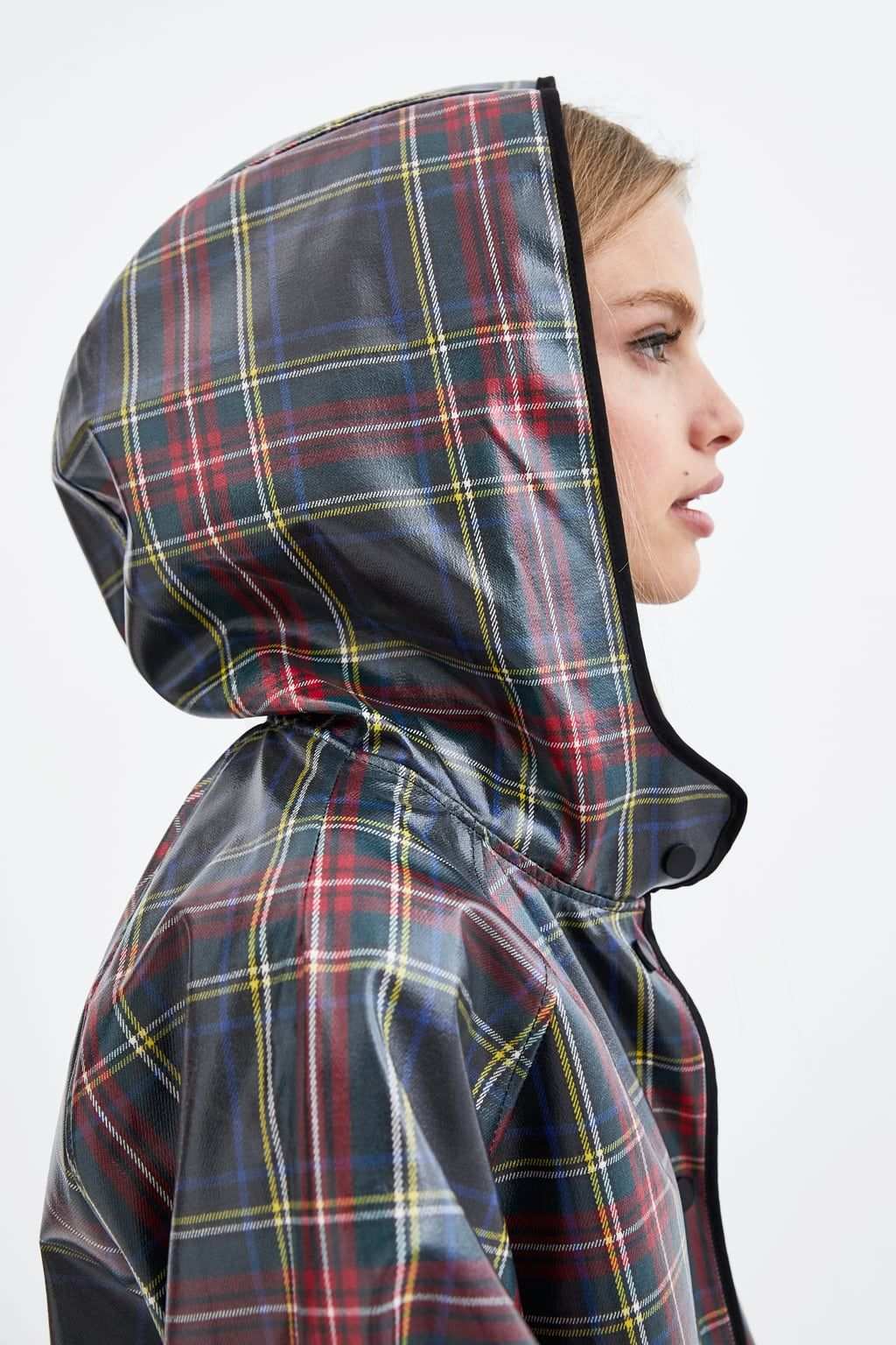 Bild 3 Von Gummierter Regenmantel Mit Karomuster Von Zara Regenmantel Damen Regenmantel Regenbekleidung