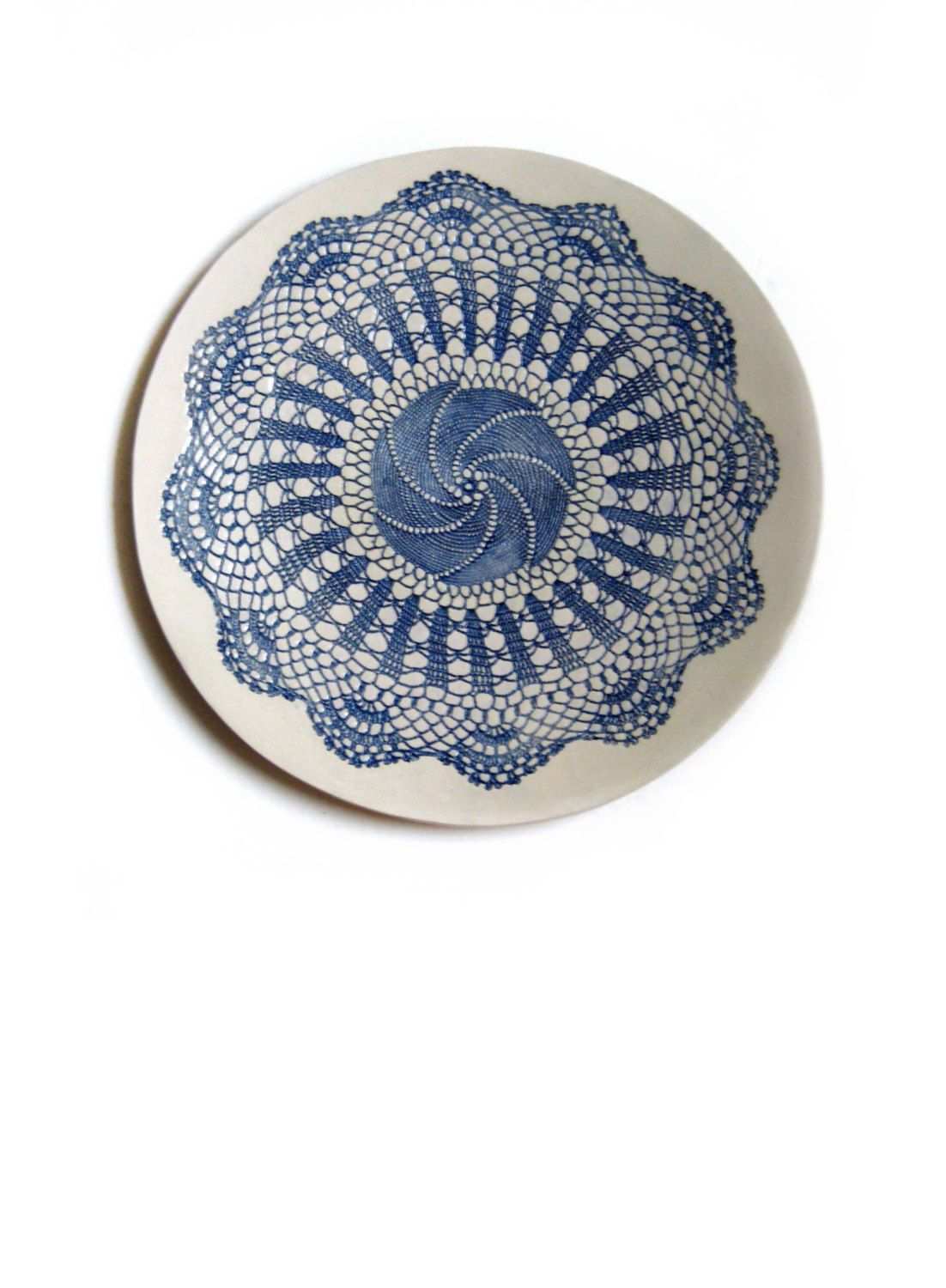 Keramik Wand Teller Mandala Teller By Tanja Shpal Wand Etsy Ceramics Ceramic Art Lace Doilies